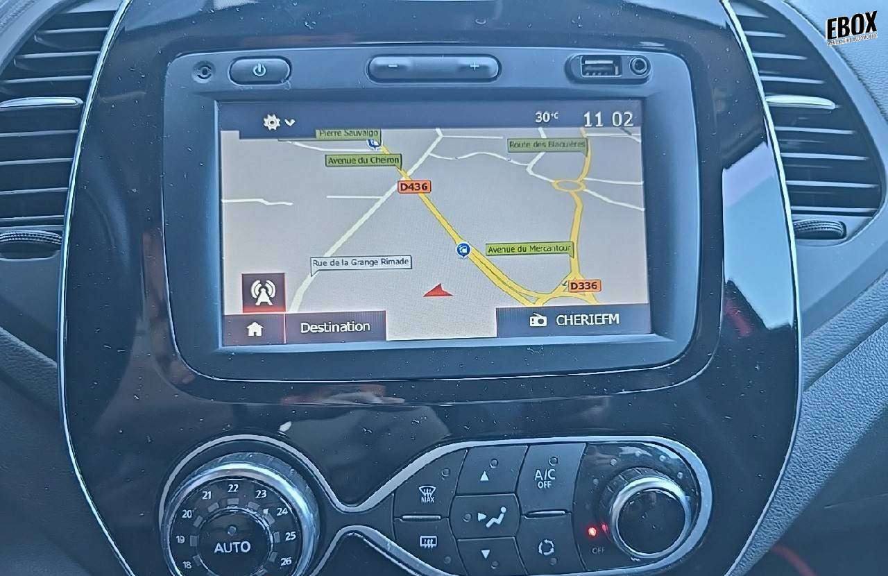 228403_p28 - RENAULT - CAPTUR - 2018 - photo 9