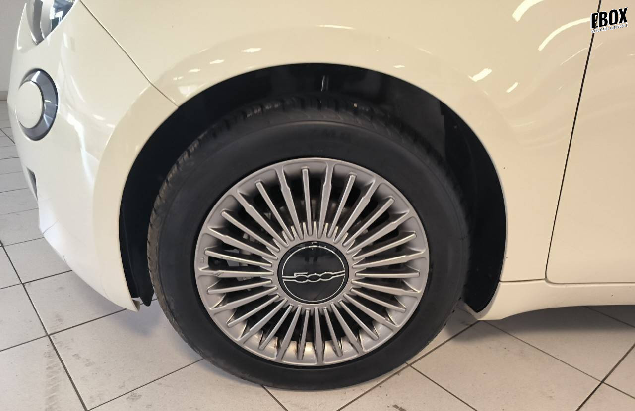 228493_p28 - FIAT - 500 - 2023 - photo 18