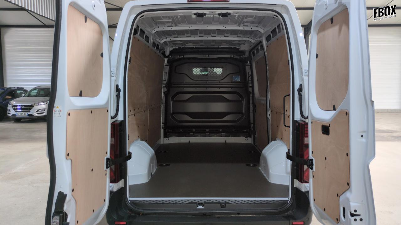 48369_p28 - RENAULT - MASTER - 2025 - photo 6