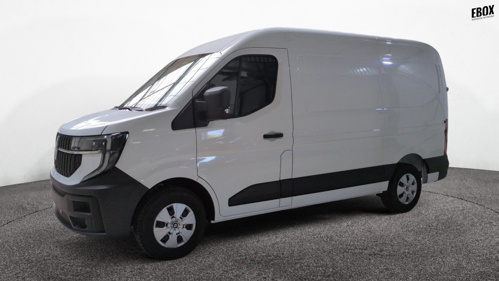 48369_p28 - RENAULT - MASTER - 2025 - photo 1
