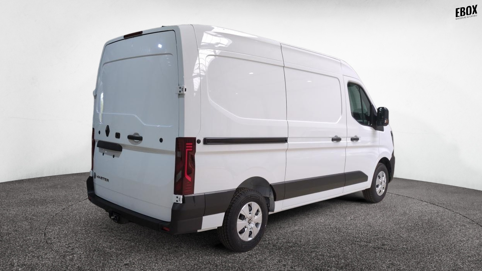 48369_p28 - RENAULT - MASTER - 2025 - photo 4
