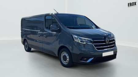 405018_p2 - RENAULT - TRAFIC - 2026