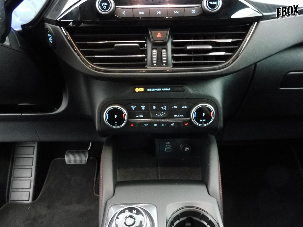 70362_p51 - FORD - KUGA - 2024 - photo 7