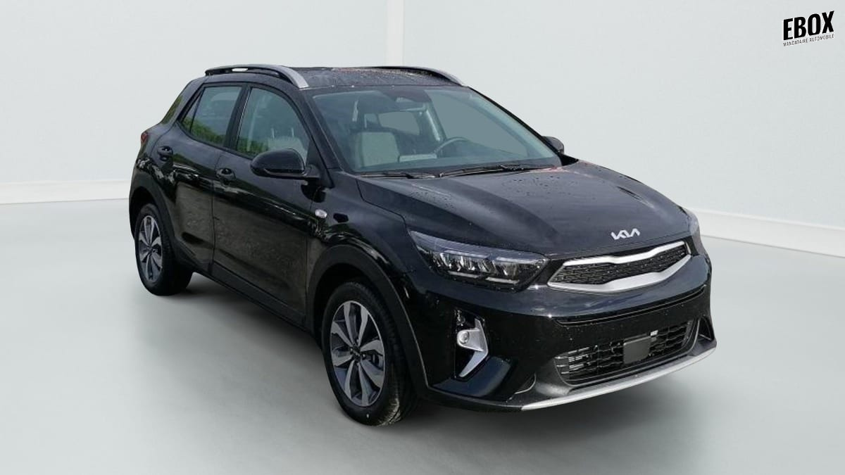 125038675_p2 - KIA - STONIC - 2025 - photo 1