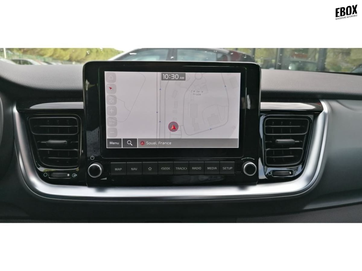 125038675_p2 - KIA - STONIC - 2025 - photo 8