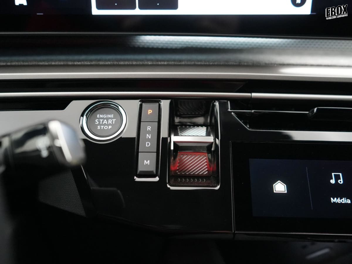 408873_p2 - PEUGEOT - 3008 - 2026 - photo 7