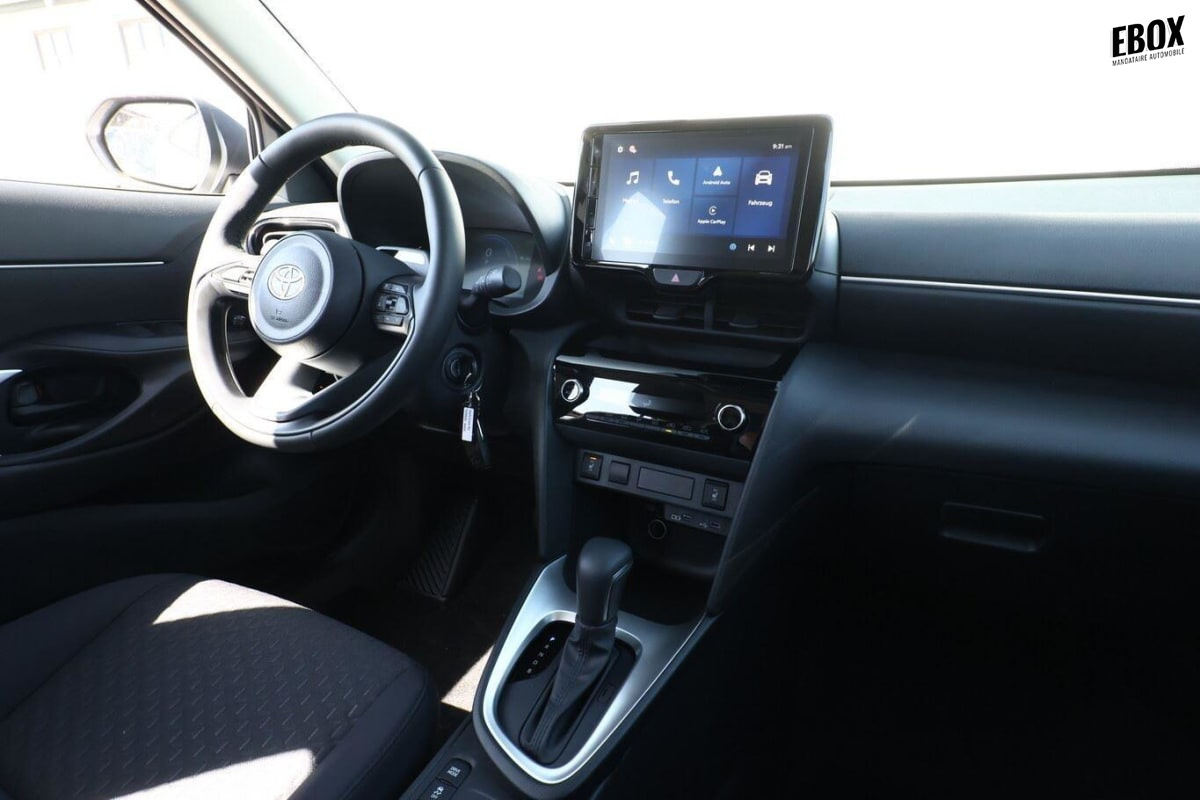 409095_p2 - TOYOTA - YARIS CROSS - 2026 - photo 9