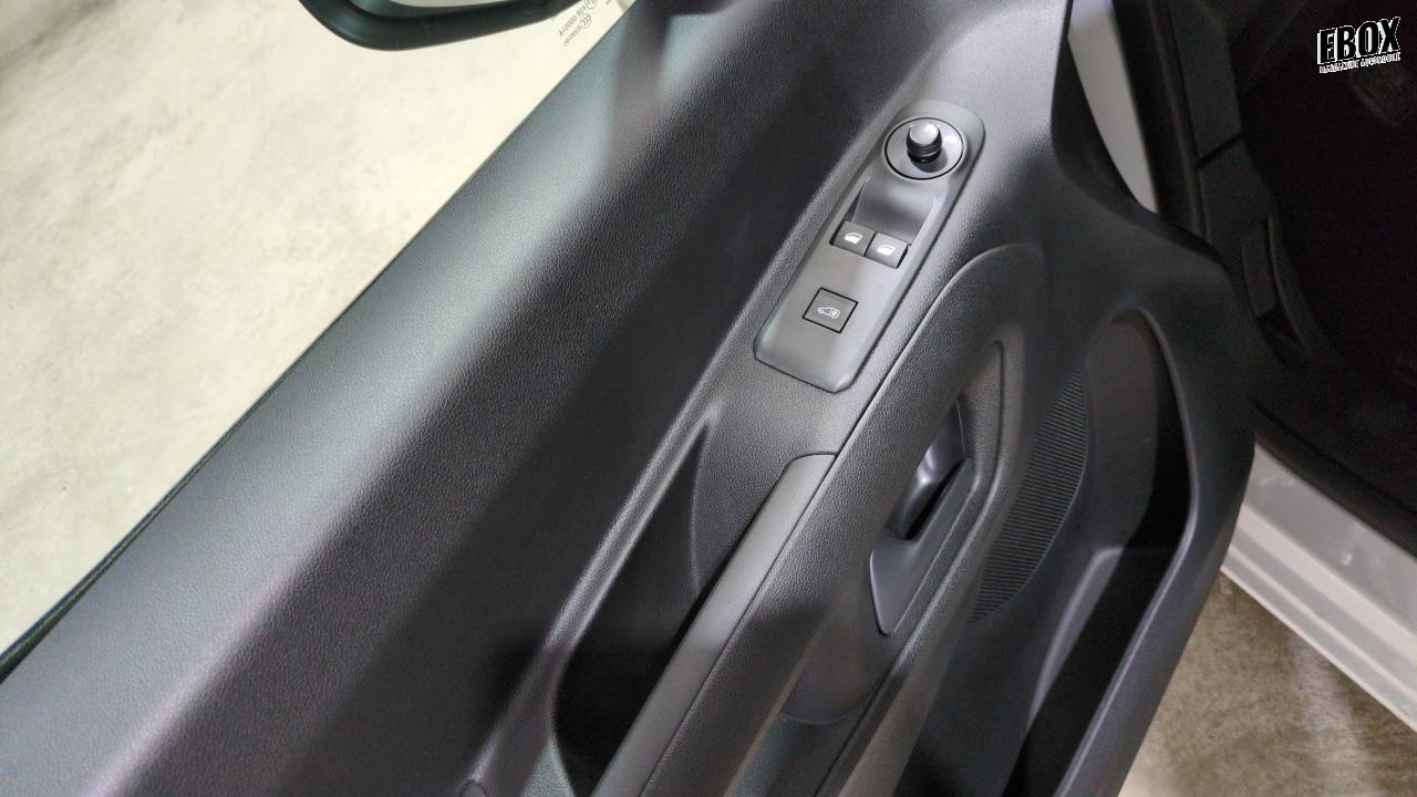 48905_p28 - PEUGEOT - PARTNER - 2026 - photo 10