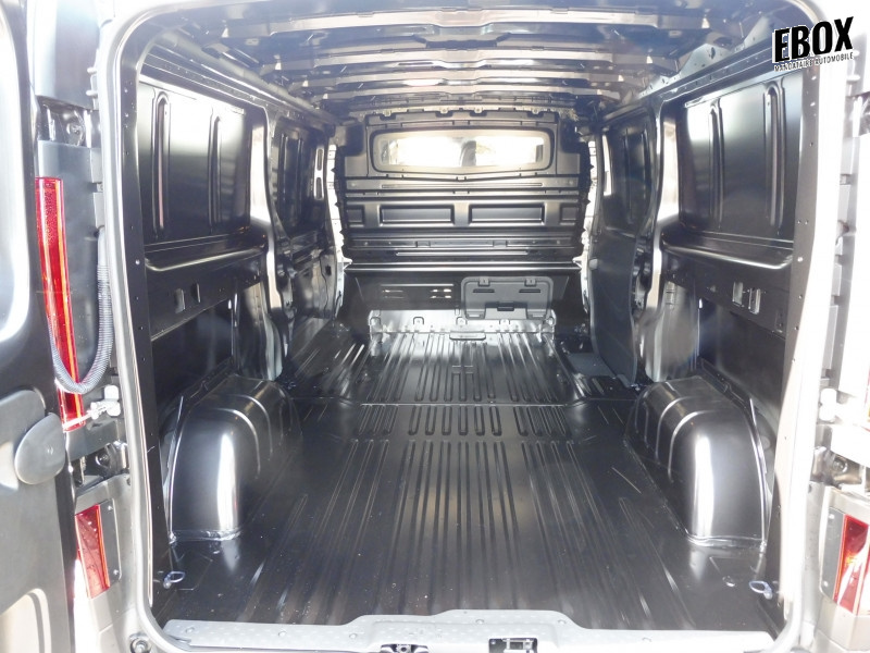 73400_p51 - RENAULT - TRAFIC - 2025 - photo 4