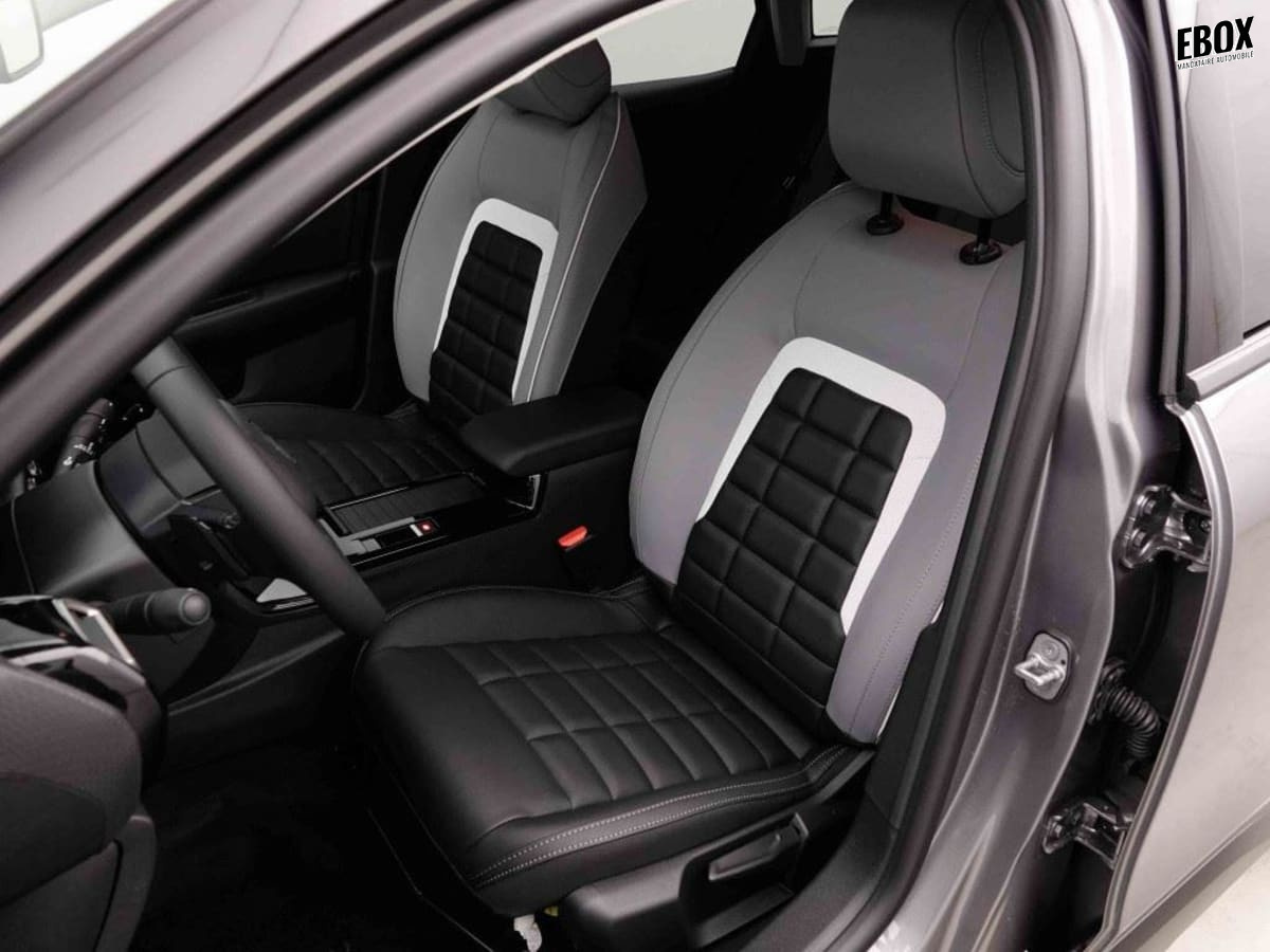 389950_p2 - CITROEN - C4 - 2026 - photo 7