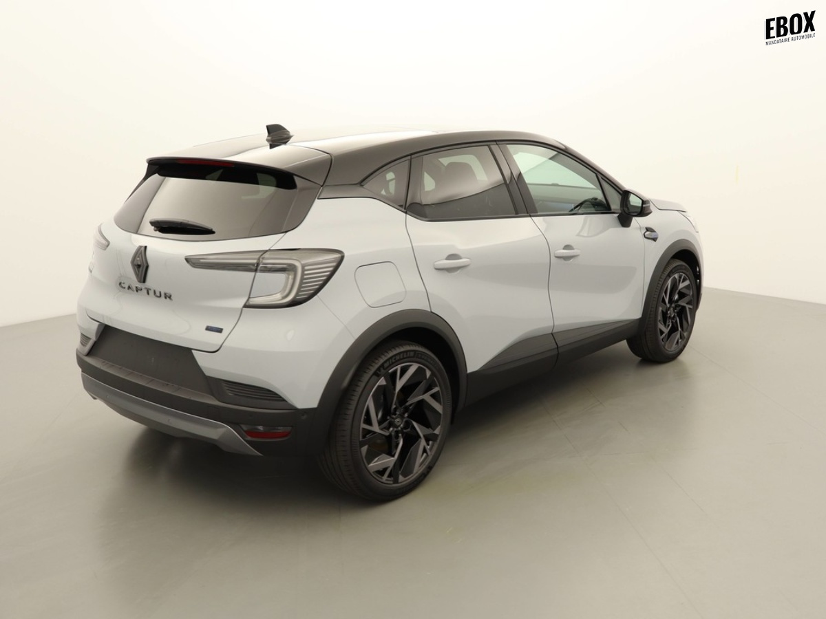 N203835_p3 - RENAULT - CAPTUR - 2026 - photo 2
