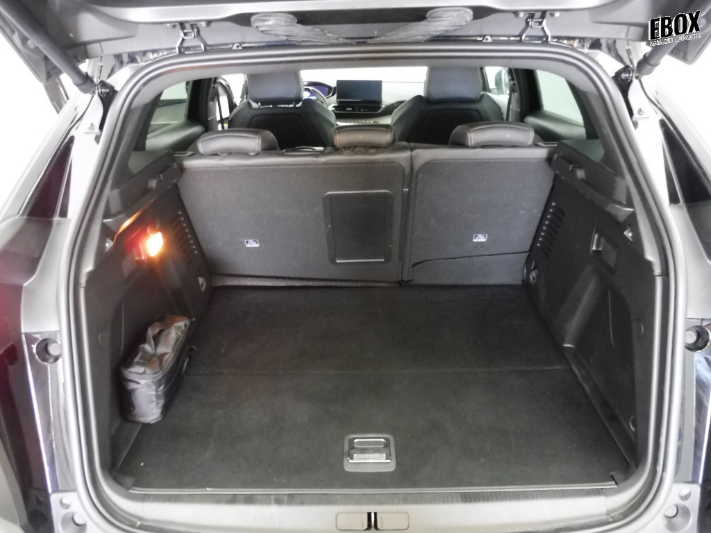 74135_p51 - PEUGEOT - 3008 - 2022 - photo 11