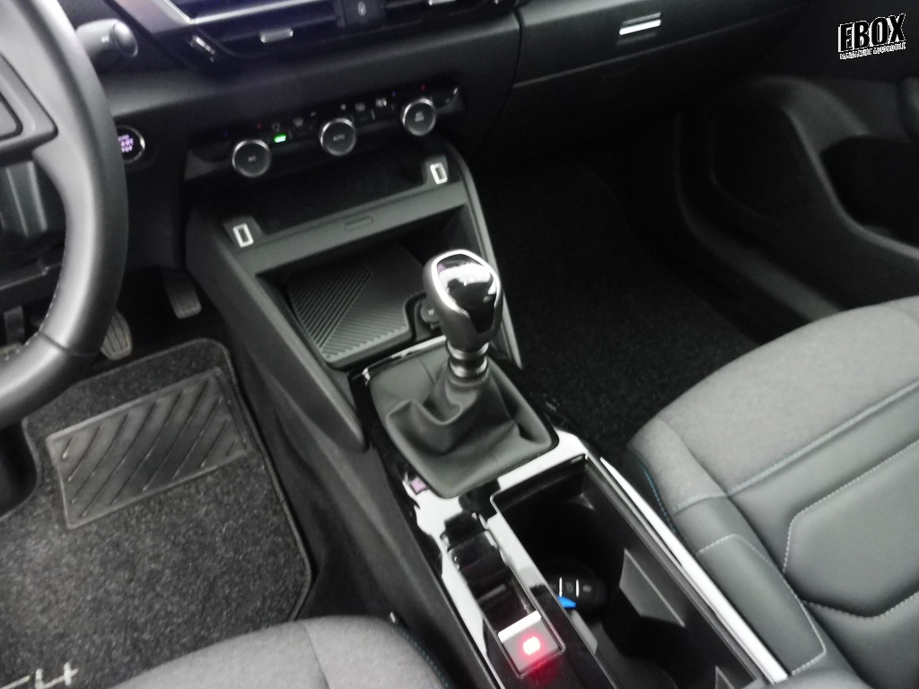 75230_p51 - CITROEN - C4 - 2024 - photo 14