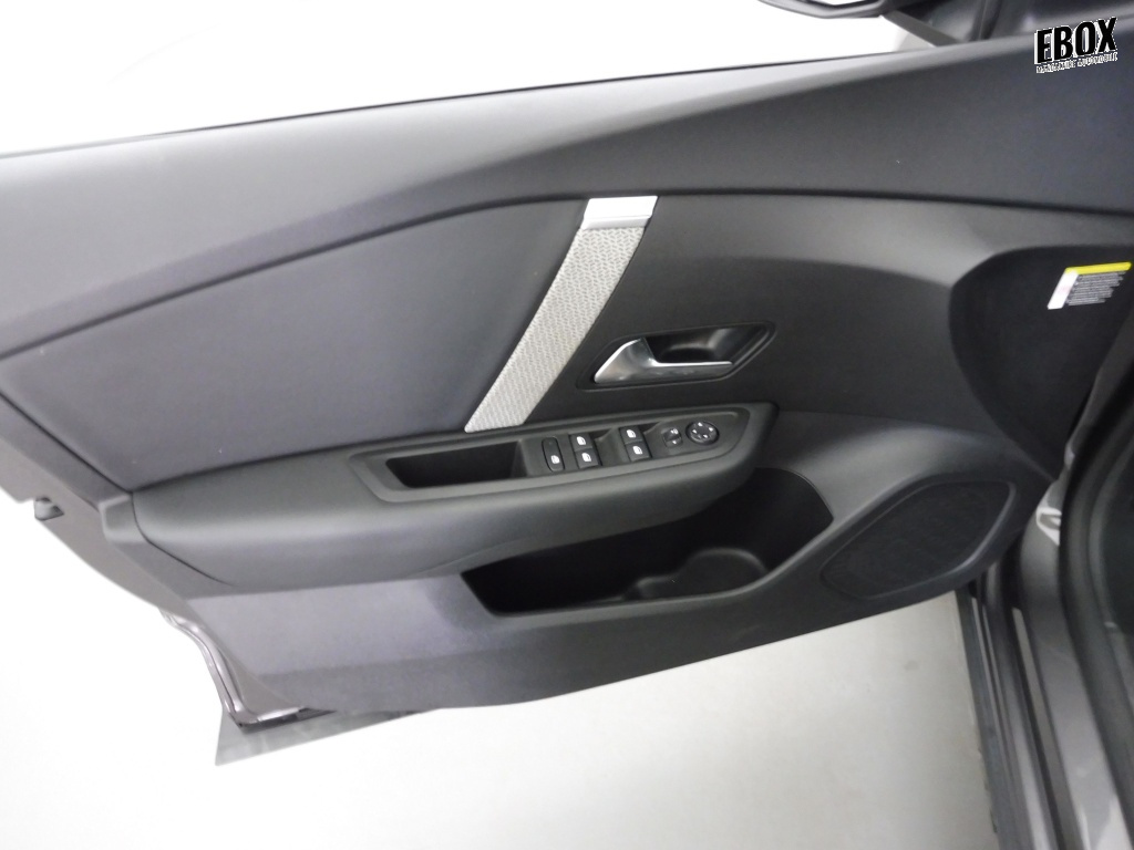 75230_p51 - CITROEN - C4 - 2024 - photo 18