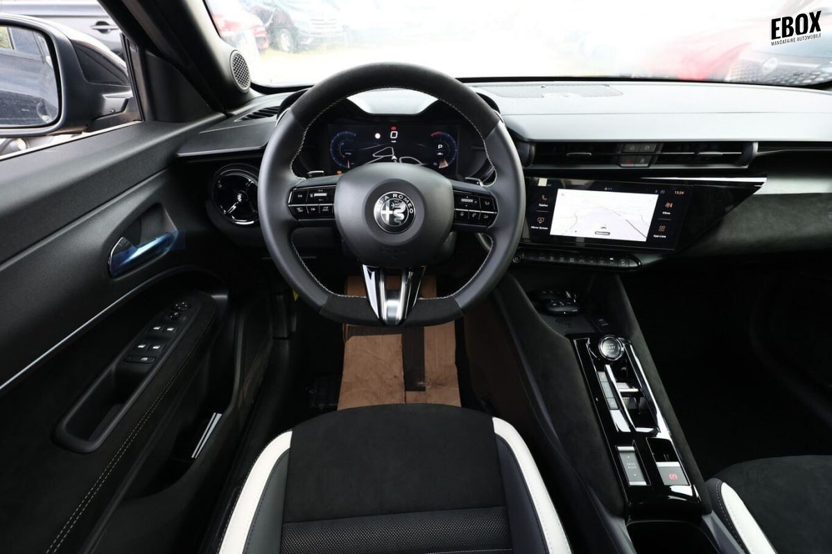 415111_p2 - ALFA ROMEO - JUNIOR - 2026 - photo 3