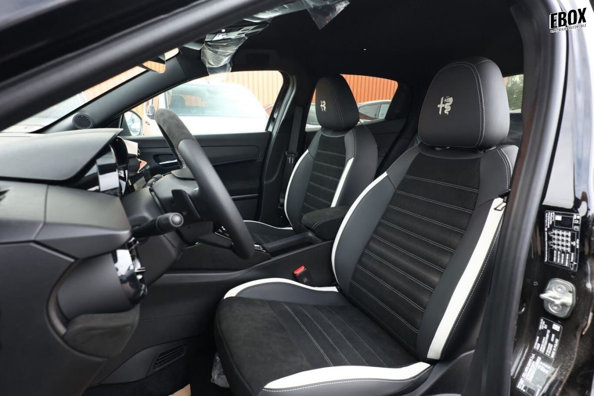 415111_p2 - ALFA ROMEO - JUNIOR - 2026 - photo 2