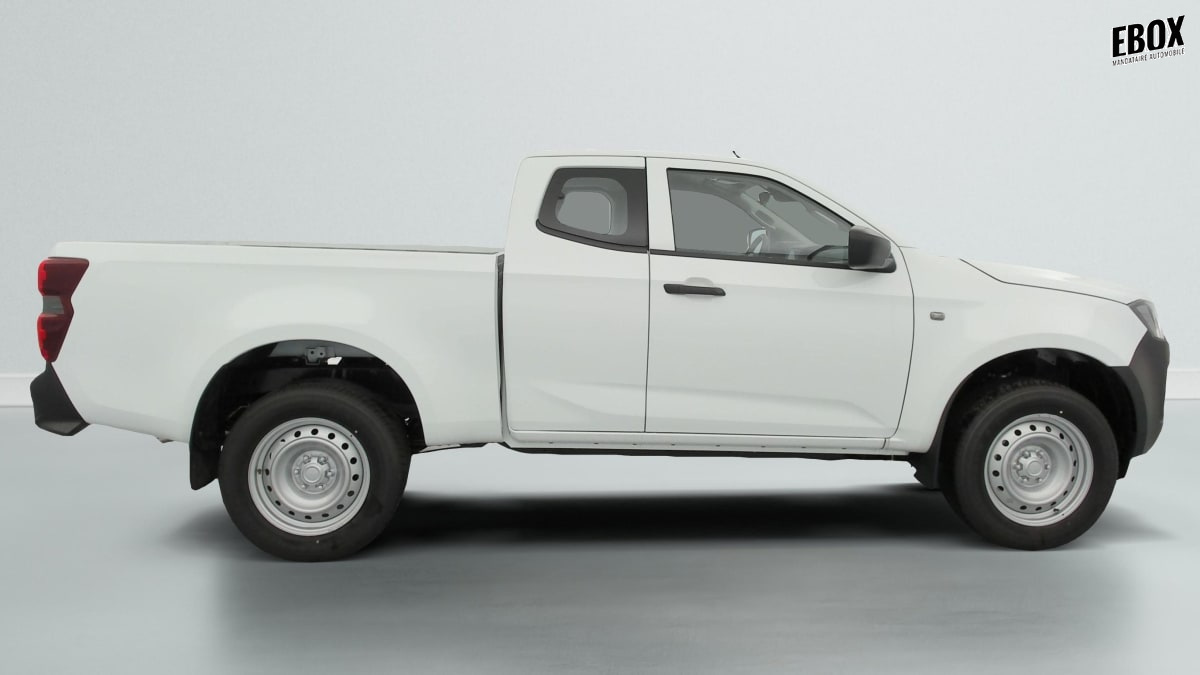 385169_p2 - ISUZU - D MAX - 2026 - photo 9