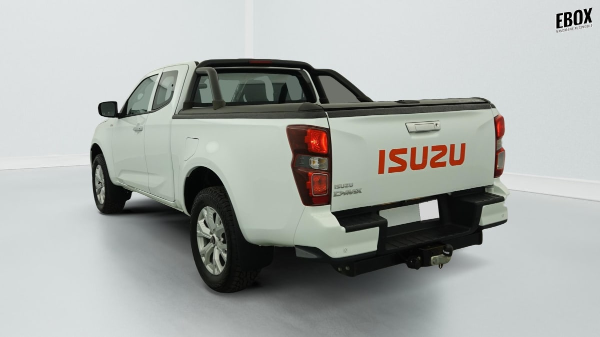 372864_p2 - ISUZU - D MAX - 2024 - photo 5