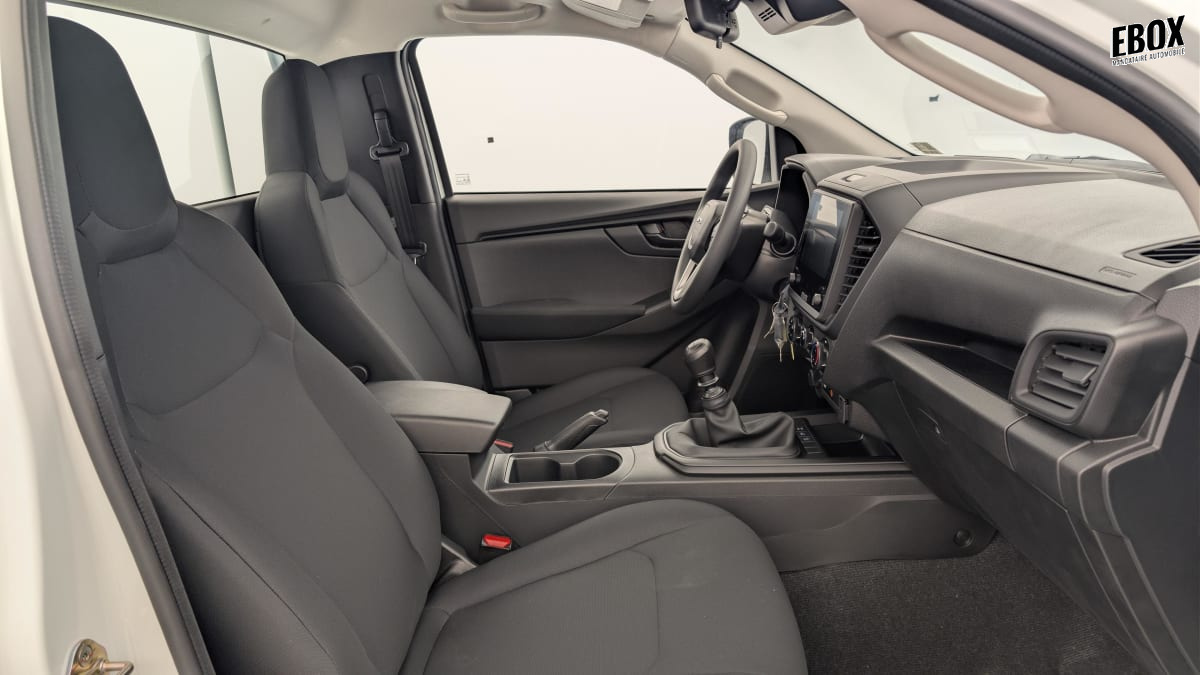 385008_p2 - ISUZU - D MAX - 2026 - photo 9