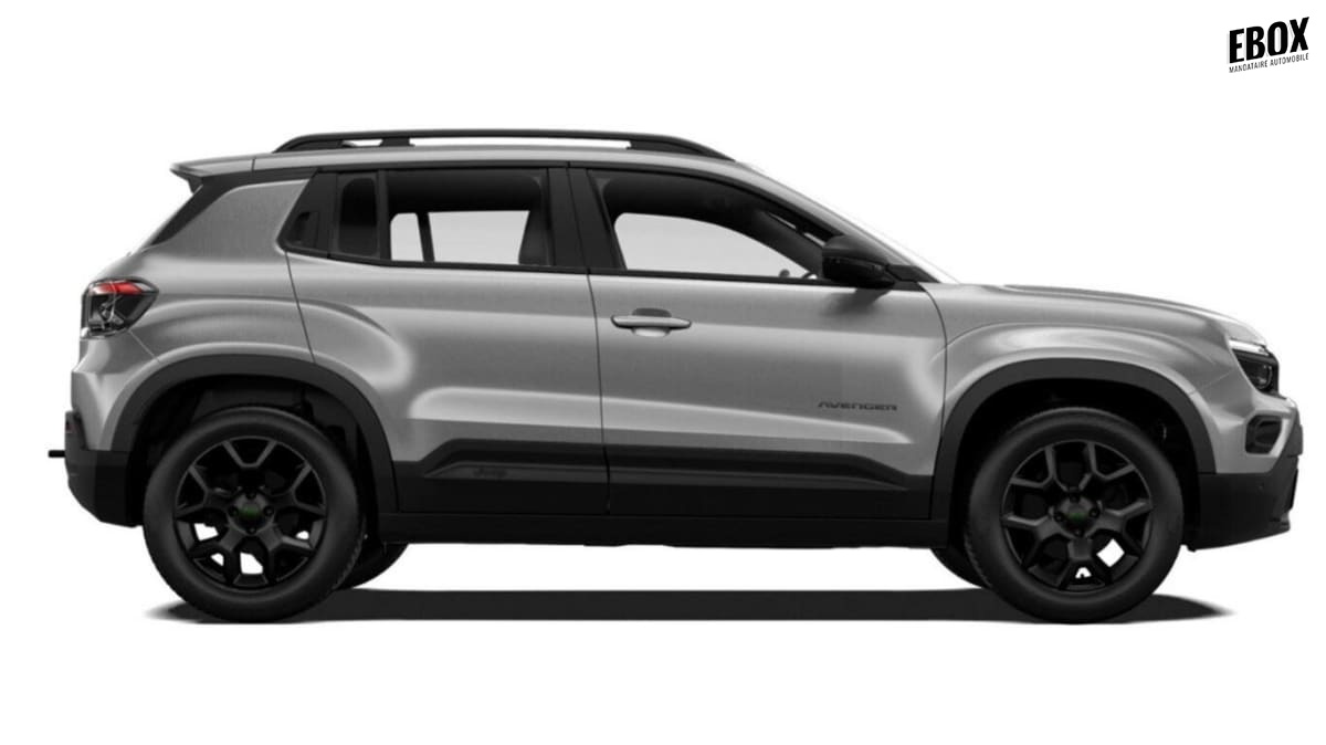 414899_p2 - JEEP - AVENGER - 2026 - photo 3