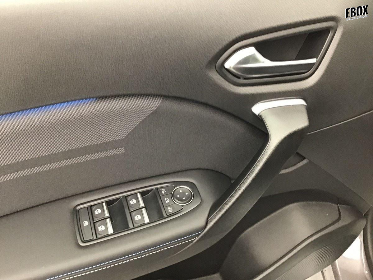 415012_p2 - RENAULT - CAPTUR - 2026 - photo 4