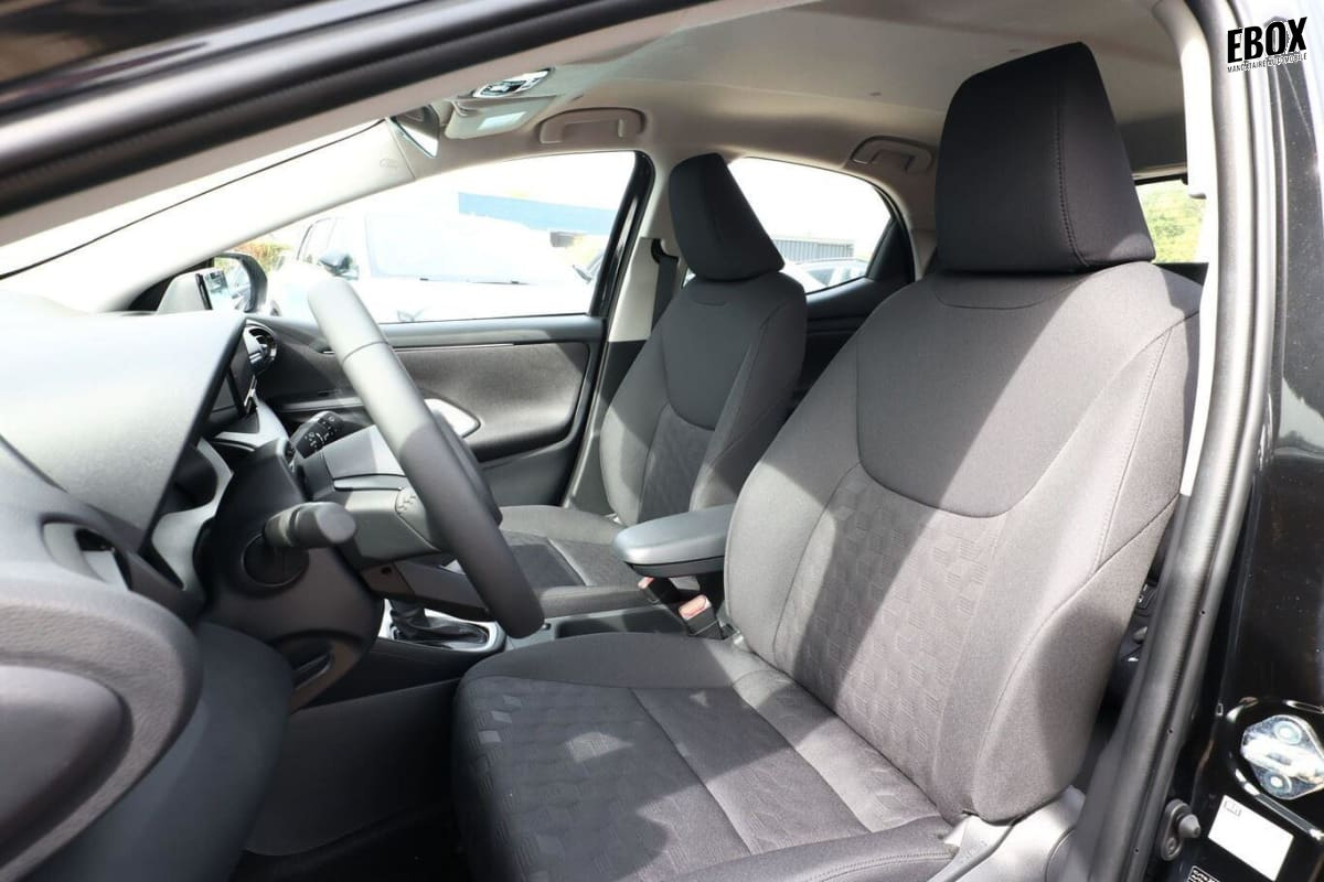 415112_p2 - TOYOTA - YARIS - 2026 - photo 6