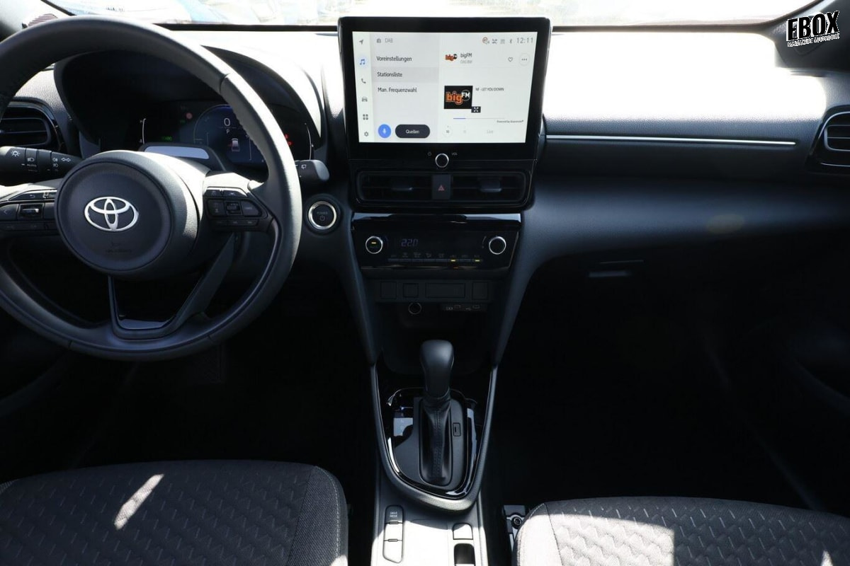 414334_p2 - TOYOTA - YARIS CROSS - 2026 - photo 8