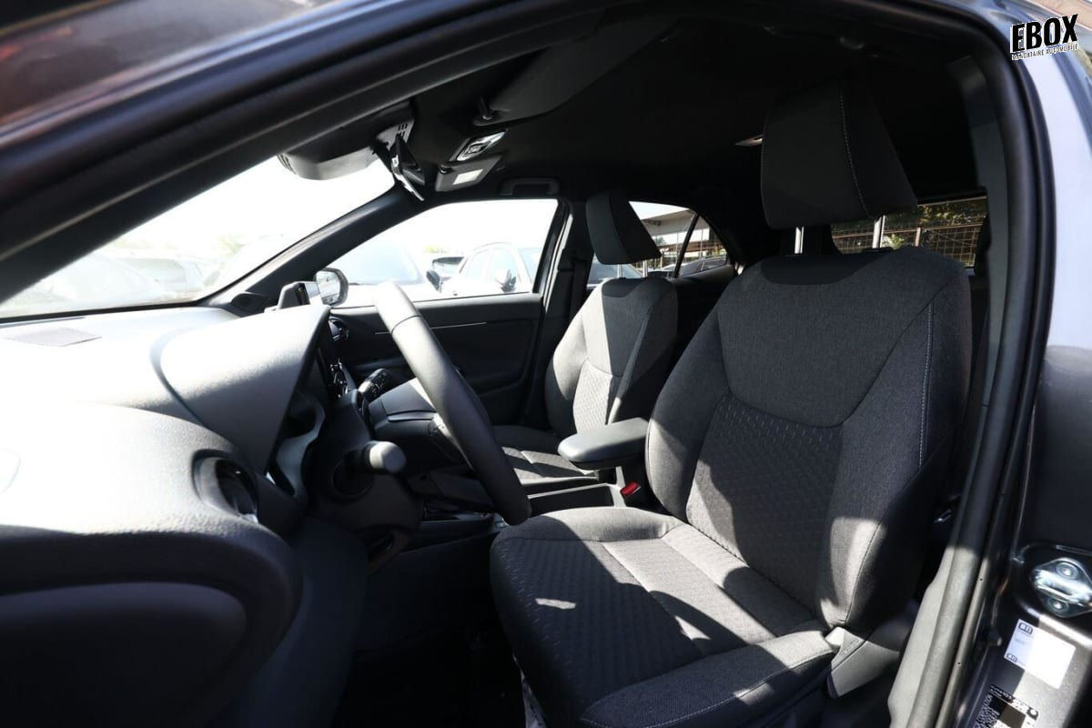414334_p2 - TOYOTA - YARIS CROSS - 2026 - photo 6