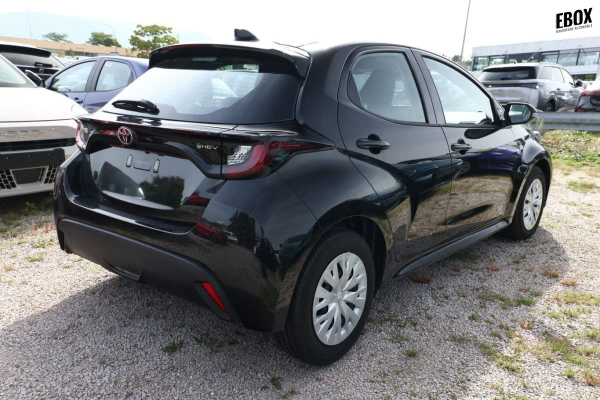 415112_p2 - TOYOTA - YARIS - 2026 - photo 3