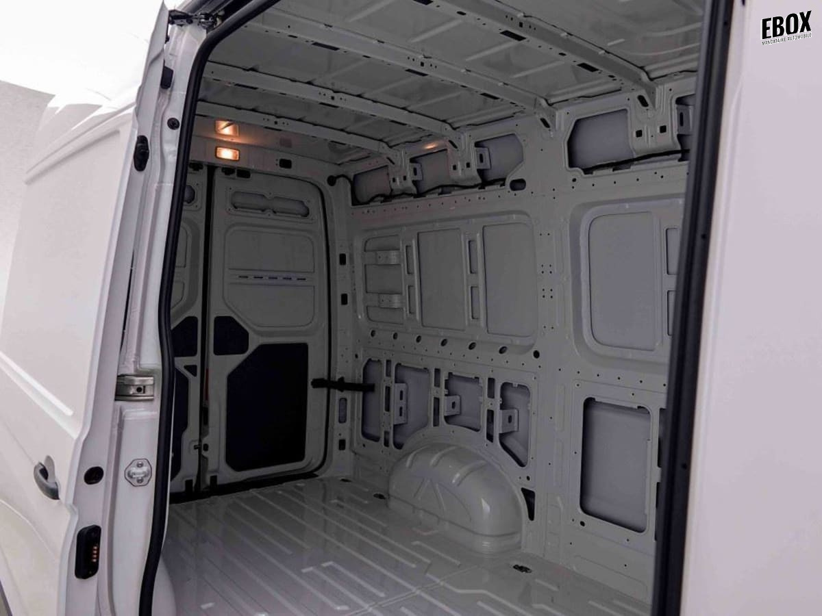 413651_p2 - VOLKSWAGEN - CRAFTER - 2026 - photo 6
