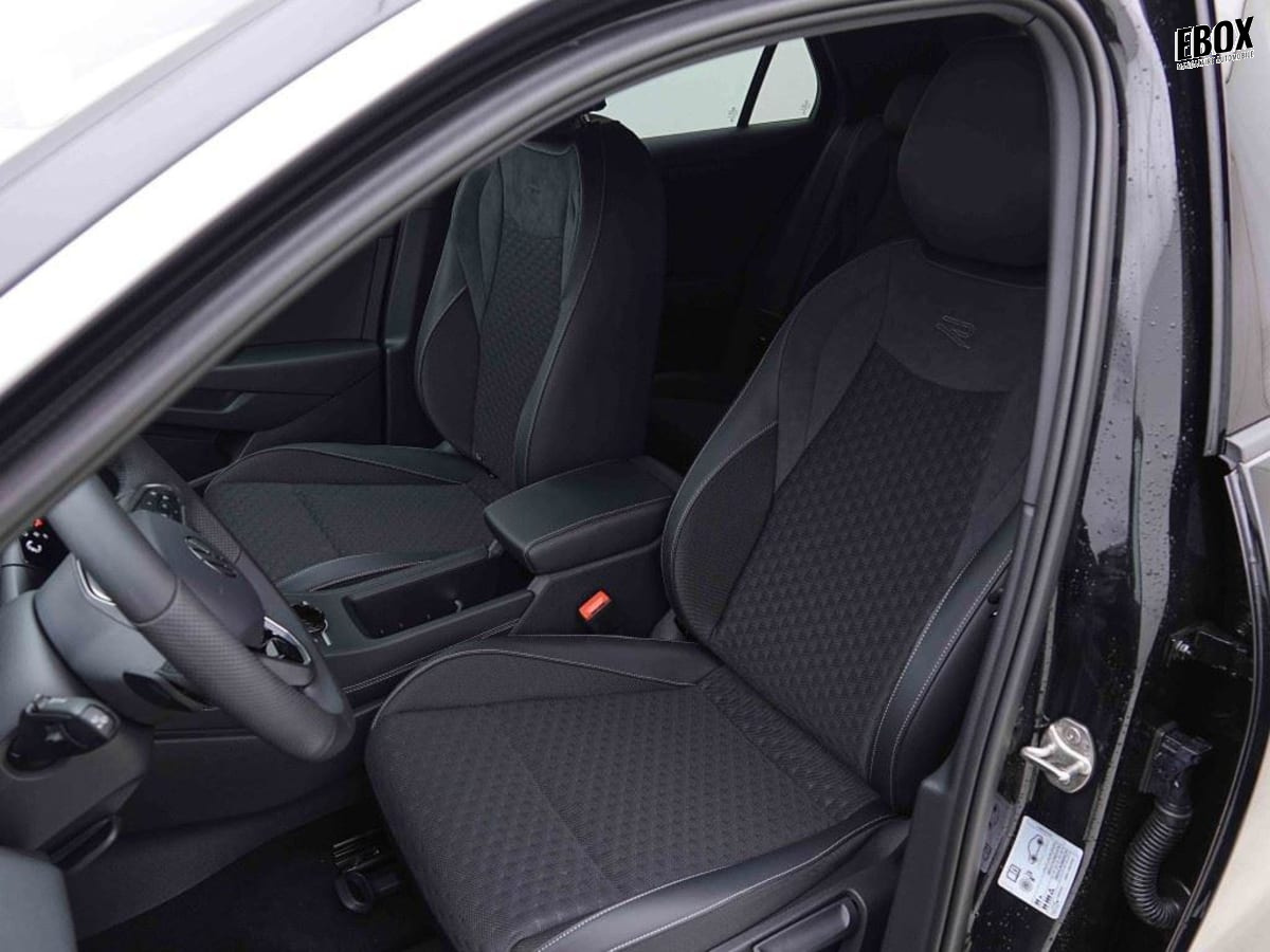 413677_p2 - VOLKSWAGEN - T ROC - 2026 - photo 7